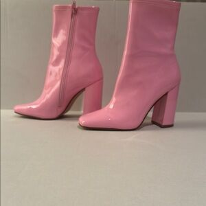 Steve Madden Pink Heeled Boots with Chunky Heel